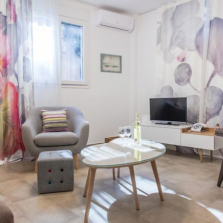 Acropolis Quiet Apartment أثينا المظهر الخارجي الصورة